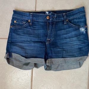 7 For All Mankind | Mid Roll Short | Size 26